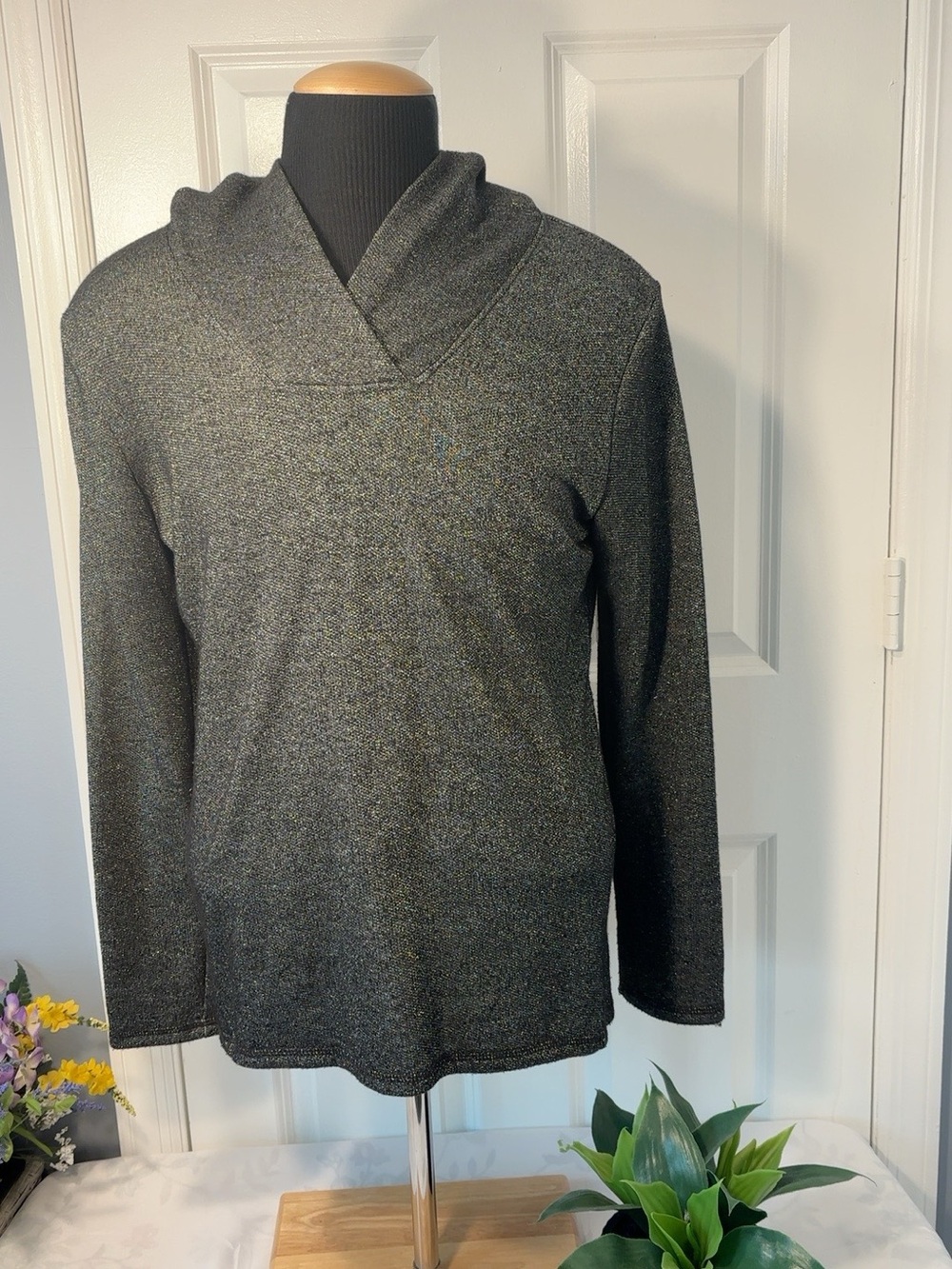 St. John’s Bay Active Women’s XL Metallic Cowl Neck Long Sleeve Sweater